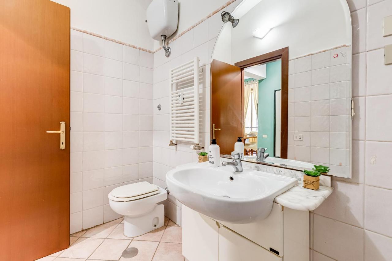 Regina Margherita Sweet Stay Rome Bagian luar foto